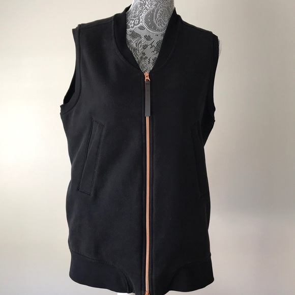 Lululemon Black Soft Cozy Oversized Vest Size 8 Like New! - Picture 1 of 7
